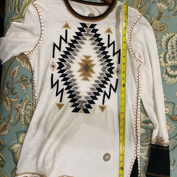 Double D Ranch White and Black Long Sleeve Top - Picture 5 of 7